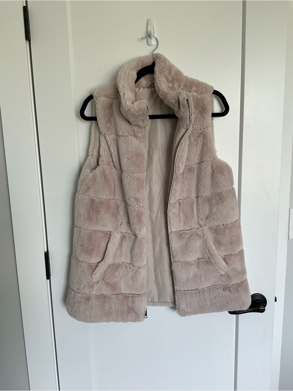 Soft Faux Fur Sleeveless Vest - Cream Reversible